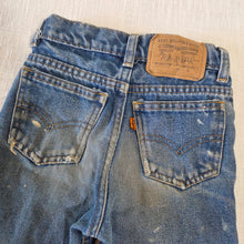 Load image into Gallery viewer, Vintage 70s/80s Levi's Distressed Jeans Orange Tab 5t
