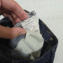 Load image into Gallery viewer, Vintage 70s Levi's Flared Soft Jeans kids 7/8
