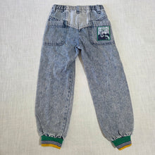 Load image into Gallery viewer, Vintage Levi's Jogger Jeans kids 7 *relaxed elastic
