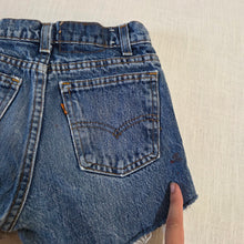 Load image into Gallery viewer, Vintage Levi's Cutoff Shorts Orange Tab kids 9/10
