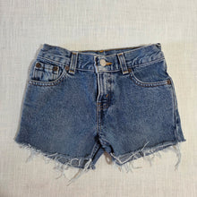 Load image into Gallery viewer, Vintage Levi's 514 Fit Cutoff Jean Shorts kids 8
