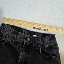 Load image into Gallery viewer, Vintage Levi's 550 Fit Cutoff Shorts Orange Tab kids 8
