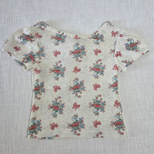 Load image into Gallery viewer, Vintage Flower Baskets + Bows Shirt 3t/4t
