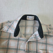 Load image into Gallery viewer, Vintage 60s Van Heusen Plaid Buttondown kids 10
