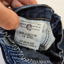 Load image into Gallery viewer, Vintage Wrangler Blue Jeans 18 months
