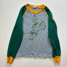 Load image into Gallery viewer, Vintage Football Players Long Sleeve 5t
