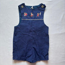 Load image into Gallery viewer, Vintage Musical Bear Jon Jon 2t/3t
