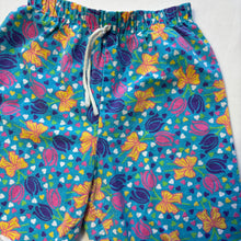 Load image into Gallery viewer, Vintage Tulips + Bows Shorts kids 6/7
