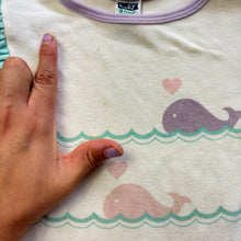 Load image into Gallery viewer, Vintage Whale Girly Shirt 3t
