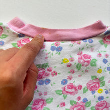 Load image into Gallery viewer, Vintage 90s Floral Tee 3-6 months
