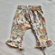 Load image into Gallery viewer, Vintage Floral Pants 0-3 months
