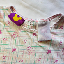 Load image into Gallery viewer, Vintage Floral Grid Shirt 4t
