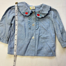 Load image into Gallery viewer, Vintage Girly Heart Buttondown 3-6 months
