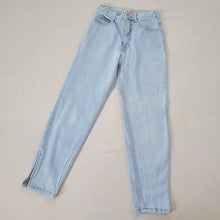 Load image into Gallery viewer, Vintage Guess jeans 24 inch waist kids 16
