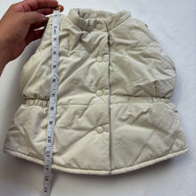 Load image into Gallery viewer, Vintage GAP Beige Puffer Vest 12-18 months
