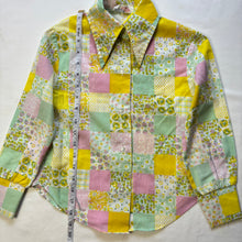 Load image into Gallery viewer, Vintage 70s Patchwork Pattern Long Sleeve kids 6/7
