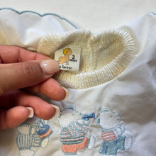 Load image into Gallery viewer, Vintage Musical Bears Knit Footed PJs 3 months
