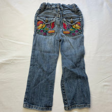 Load image into Gallery viewer, Vintage Y2k Floral Embroidered Jeans 3t
