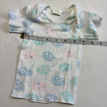 Load image into Gallery viewer, Vintage Healthtex Giraffes Baby Shirt 0-3 months
