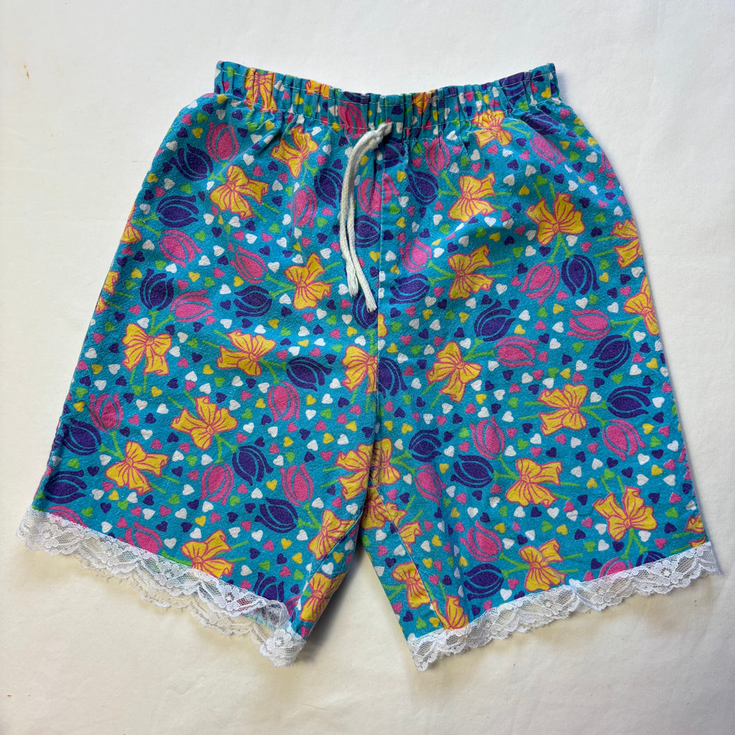 Vintage Tulips + Bows Shorts kids 6/7