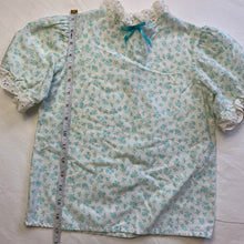 Load image into Gallery viewer, Vintage Blue Floral Blouse 5t/6
