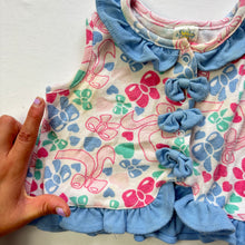 Load image into Gallery viewer, Vintage Bows + Hearts Shirt 12 months

