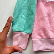 Load image into Gallery viewer, Vintage Hearts Pink/Green Sweater 2t
