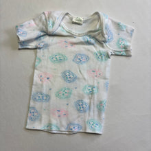 Load image into Gallery viewer, Vintage Healthtex Giraffes Baby Shirt 0-3 months
