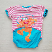 Load image into Gallery viewer, Y2k Zoe Sesame Street Romper 3-6 months
