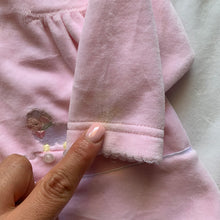 Load image into Gallery viewer, Vintage Animals Pink Velour Sweater 3-6 months
