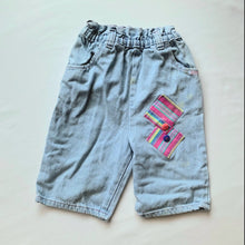Load image into Gallery viewer, Vintage 90s Jean Shorts kids 6
