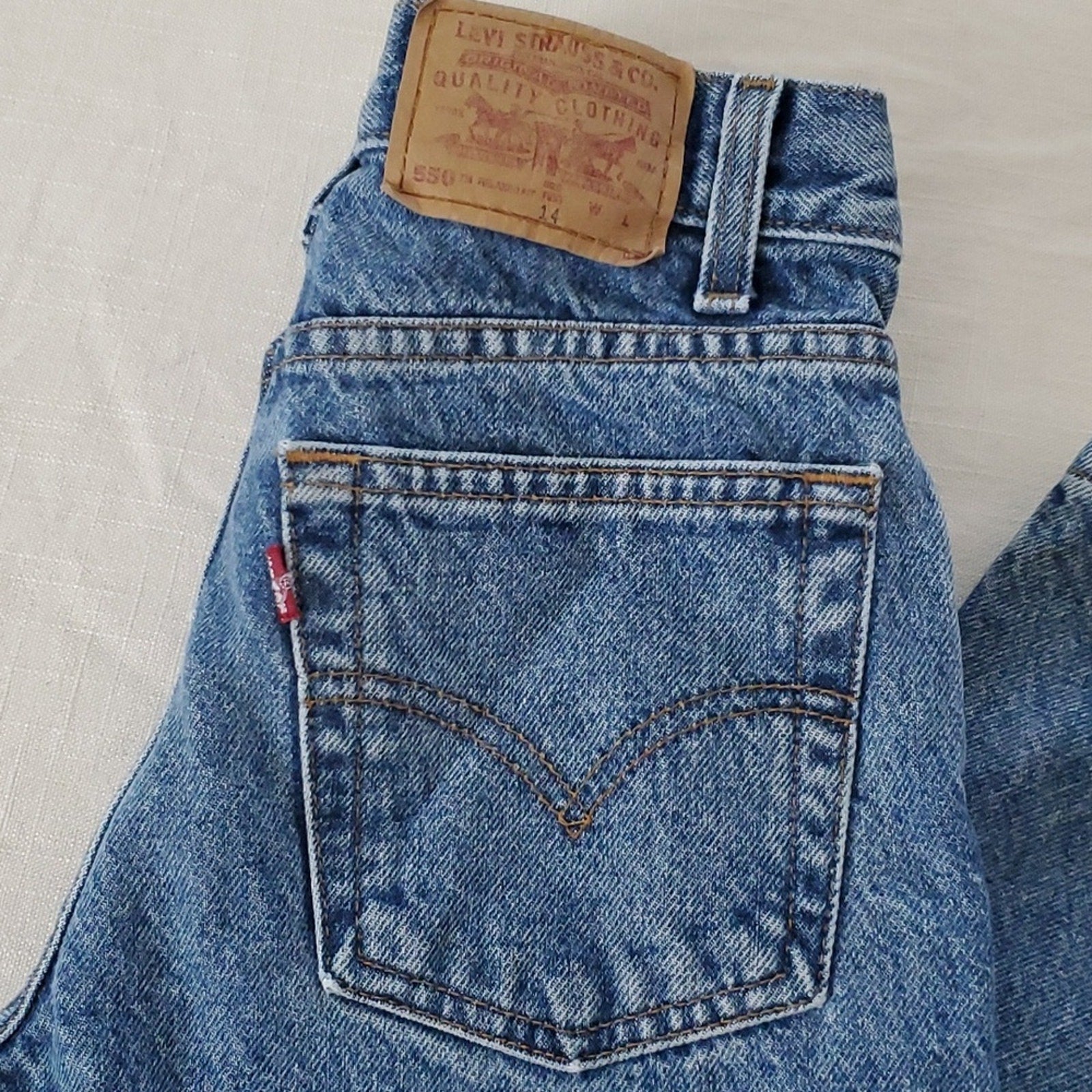 Vintage levis 550 fit jeans kids 14 26 inch waist