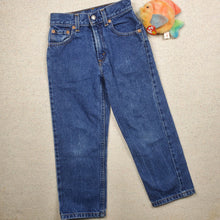 Load image into Gallery viewer, Vintage Levis Jeans kids 6 SLIM
