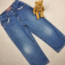 Load image into Gallery viewer, Retro Levis Jeans kids 7
