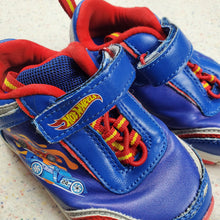 Load image into Gallery viewer, Vintage Hot Wheels Light Up Shoes Toddler 6
