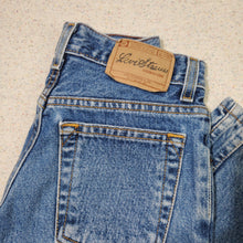 Load image into Gallery viewer, Retro Levi&#39;s Signature Jeans kids 8
