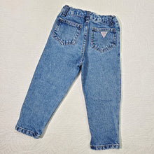 Load image into Gallery viewer, Vintage Guess Overalls 4t
