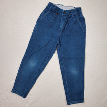 Load image into Gallery viewer, Vintage Pleated Front Jeans 5t
