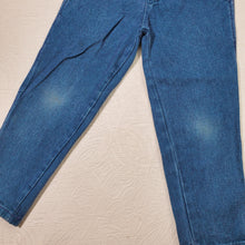 Load image into Gallery viewer, Vintage Pleated Front Jeans 5t
