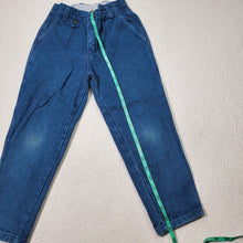 Load image into Gallery viewer, Vintage Pleated Front Jeans 5t
