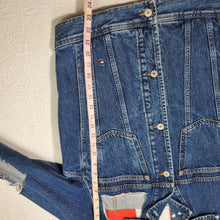 Load image into Gallery viewer, ADULT Tommy Hilfiger Trashed Jacket XS/S Medium?
