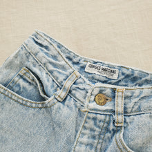 Load image into Gallery viewer, Vintage Guess Light Wash Shorts kids 7
