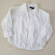 Load image into Gallery viewer, White Buttondown Dockers Shirt 4t

