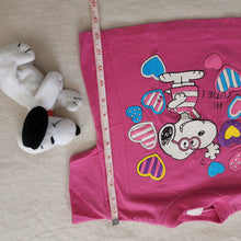 Load image into Gallery viewer, Vintage Snoopy Hearts Single Stitch Tee 2t
