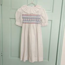 Load image into Gallery viewer, Vintage White Smocked Dress kids 6

