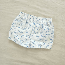 Load image into Gallery viewer, Vintage Oshkosh Blue Floral White Shorts 2t
