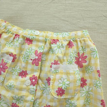 Load image into Gallery viewer, Vintage Gymboree Daisy Skirt 3t/4t
