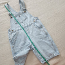 Load image into Gallery viewer, Vintage Guess Ultra Light Shortalls 5t
