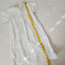 Load image into Gallery viewer, Vintage Floral Sleep Gown 0-6 months
