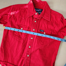 Load image into Gallery viewer, Wrangler Red Buttondown Shirt 5t/6
